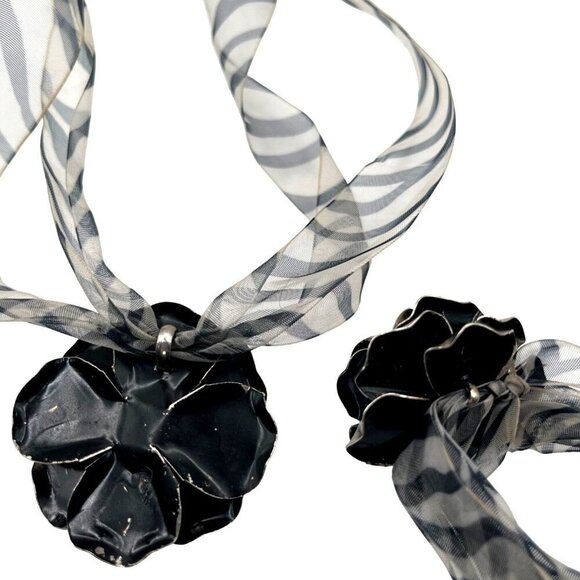 Zebra Print Chiffon Rose Necklace & Bracelet Set – Statement Jewelry M01 - Picture 4 of 6